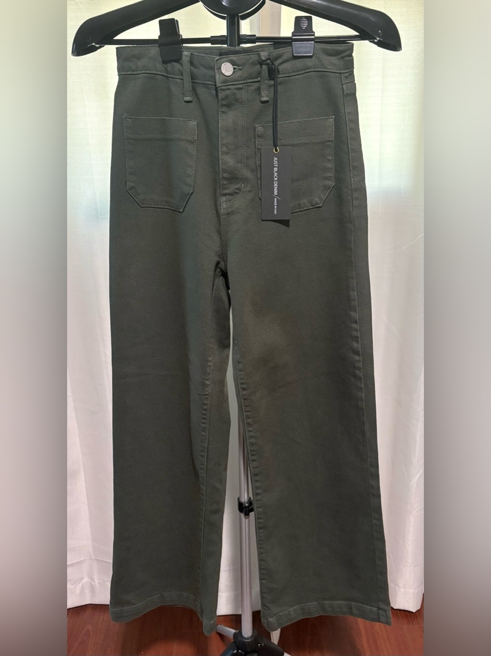 Just Black Denim Dark Olive Patch Pocket Wide Leg Crop Jean Size 26 NWT